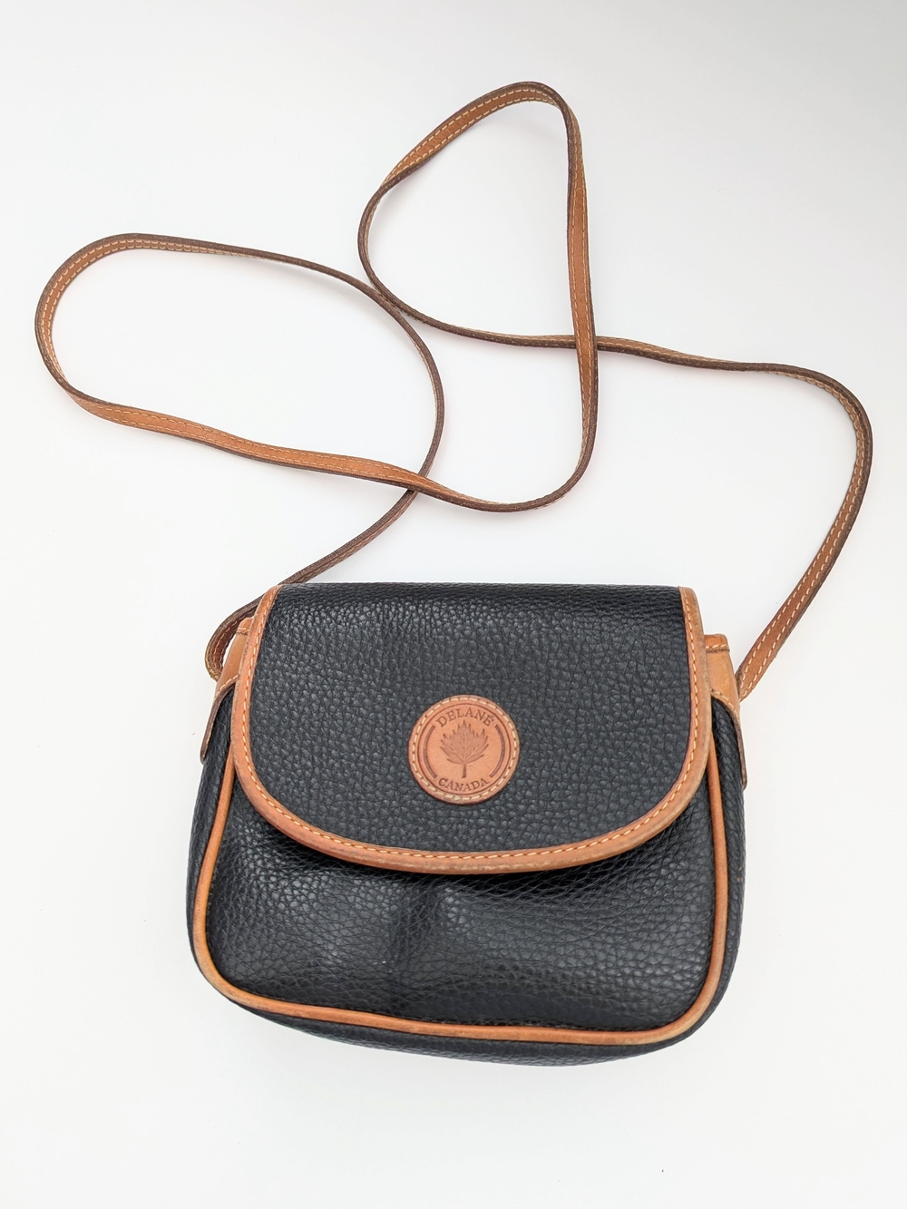 Delane Canada Black & Brown Pebbled Leather Crossbody Bag/Purse